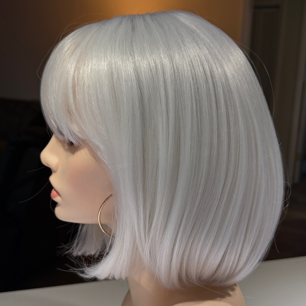 HAIR, 12” Bob, Center Part with Bangs,White - Picture 2 of 10